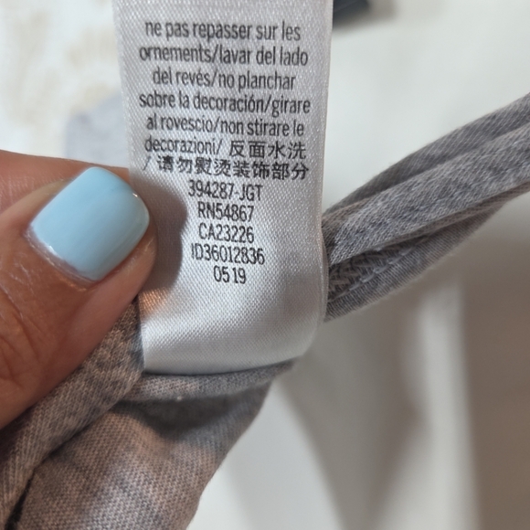 Victorias Secret Sport "Love Victoria" Grey Twisted Back Tank sz MEDIUM EUC Gym - Picture 5 of 5